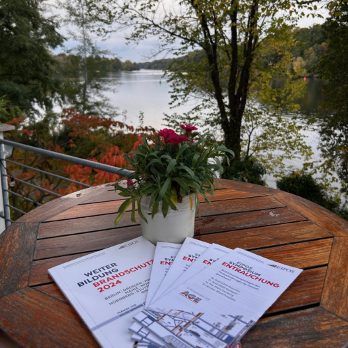 Material zum Symposium mit Blick auf Natur